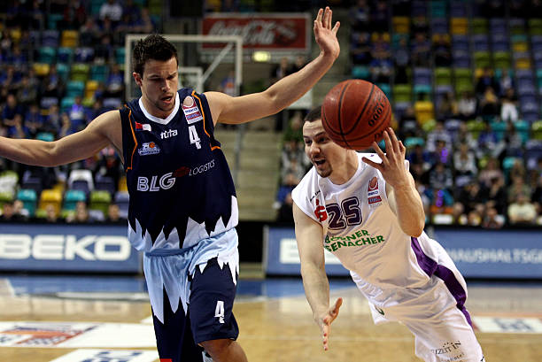 瓜帅与小因 瓜帅与小因