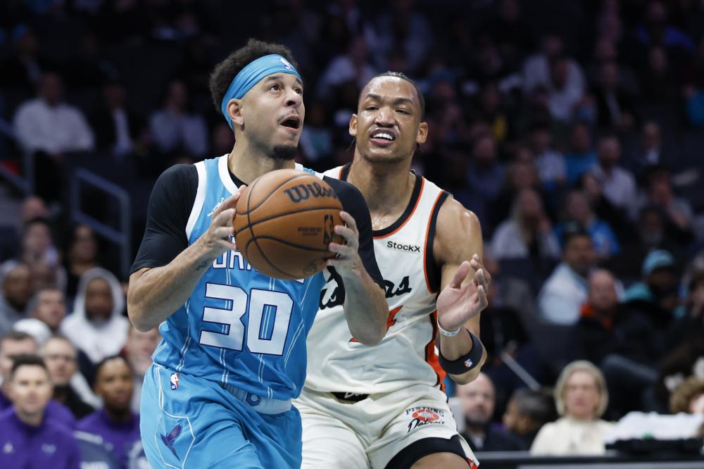 诺伊尔一直 诺伊尔一直